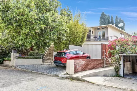 3830 Buena Park Dr, Studio City, CA 91604