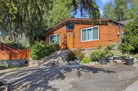 10418 Samoa Ave, Tujunga, CA 91042