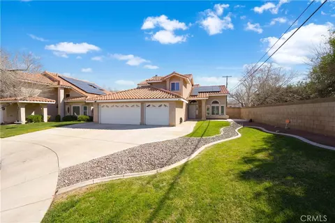 44200 Gillan Ave, Lancaster, CA 93535