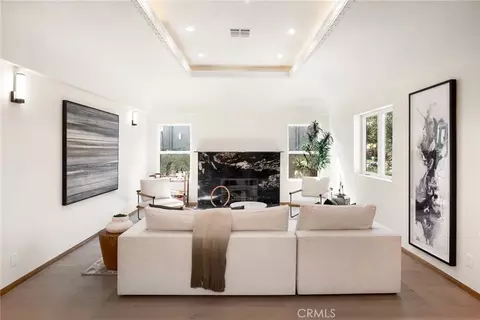 348 S Orange Dr, Los Angeles, CA 90036