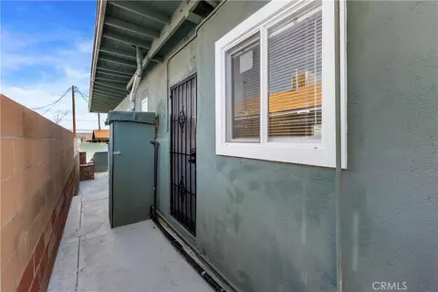 Exterior - 625 E Freedrick St, Barstow, CA 92311 photo 6 of 8