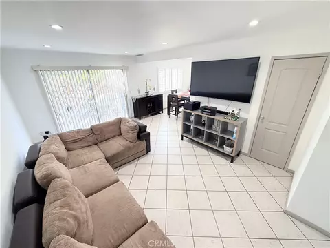 Living - 900 E Sagebank, Carson, CA 90746 photo 1 of 2