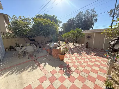 Exterior - 900 E Sagebank, Carson, CA 90746 photo 4 of 5
