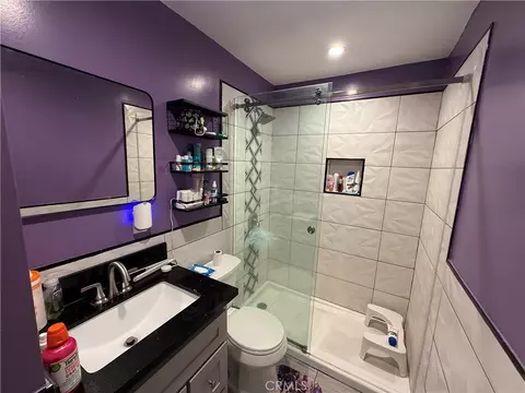 Bath - 900 E Sagebank, Carson, CA 90746 photo 3 of 4