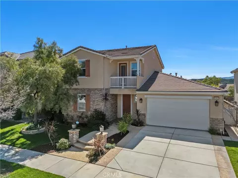 22462 Flatwater Ct, Saugus, CA 91350