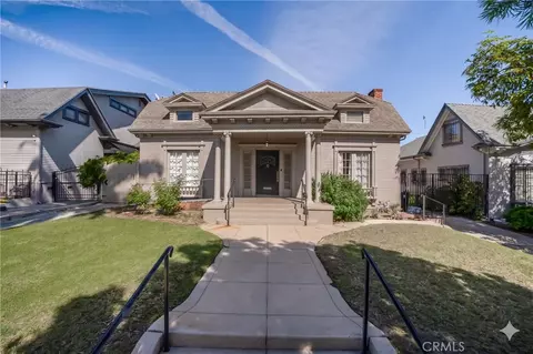 122 N Ridgewood Pl, Los Angeles, CA 90004