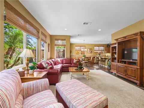 Living - 4696 Refugio Ct, Camarillo, CA 93012 photo 2 of 3