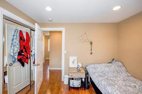 Bedroom - 6834 Quinton Ln, Tujunga, CA 91042 photo 2 of 4