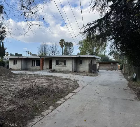 17545 Community St, Northridge, CA 91325