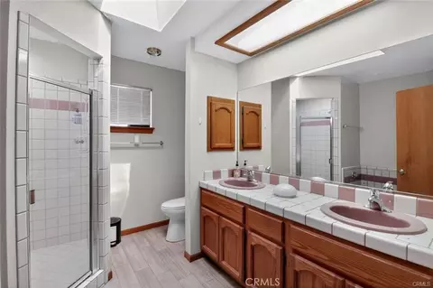 Bath - 18539 Symeron, Apple Valley, CA 92307 photo 2 of 2