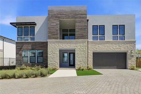 22801 Seaqua Cir, Chatsworth, CA 91311