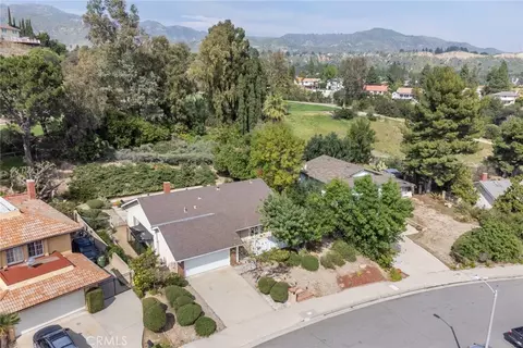 19343 Pauma Vly, Porter Ranch, CA 91326