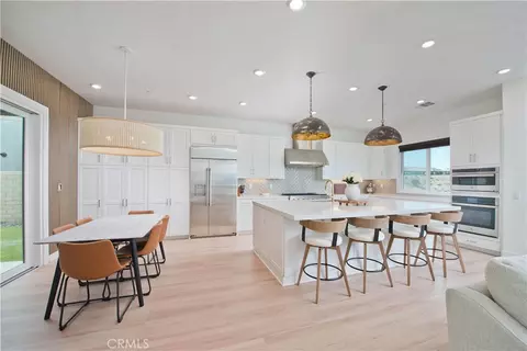 27533 Golden Currant Pl, Valencia, CA 91381