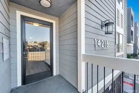 Exterior - 14218 Victory Blvd, Van Nuys, CA 91401 photo 3 of 3
