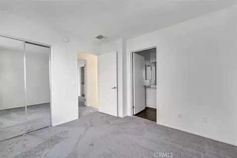 Bedroom - 14218 Victory Blvd, Van Nuys, CA 91401 photo 2 of 3
