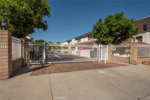18319 Collins St #19, Tarzana, CA 91356