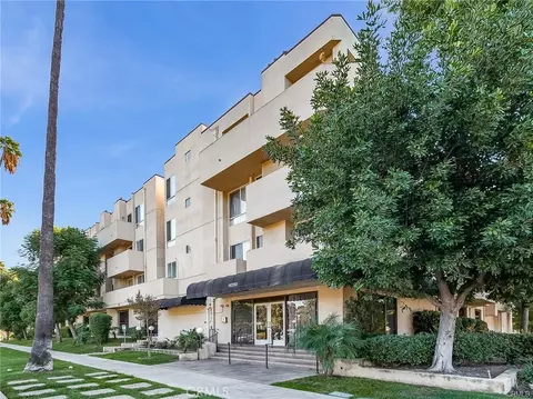 19350 Sherman #124, Reseda, CA 91335