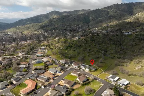 View/Area - 21276 White Pne #39, Tehachapi, CA 93561 photo 2 of 4