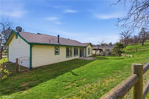 Exterior - 21276 White Pne #39, Tehachapi, CA 93561 photo 4 of 5