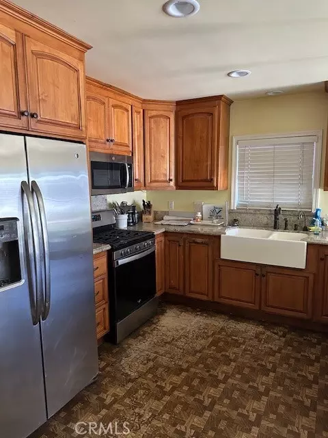 3967 Goodwin, Simi Valley, CA 93063 photo 4