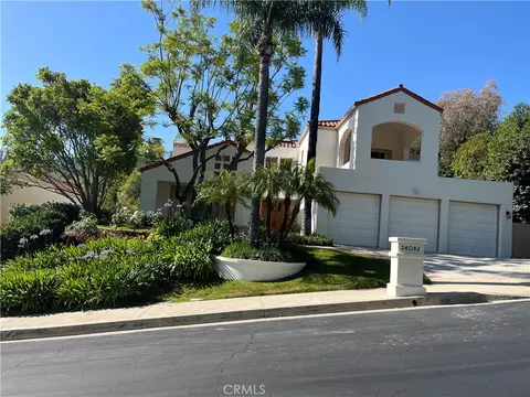 24082 Park Casino, Calabasas, CA 91302