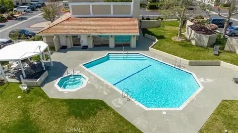 Exterior - 5688 E Los Angeles, Simi Valley, CA 93063 photo 5 of 8