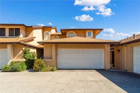22914 Banyan Pl #201, Santa Clarita, CA 91390