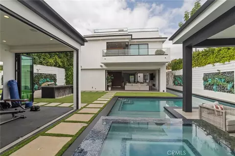 538 Alta Vis, Los Angeles, CA 90036