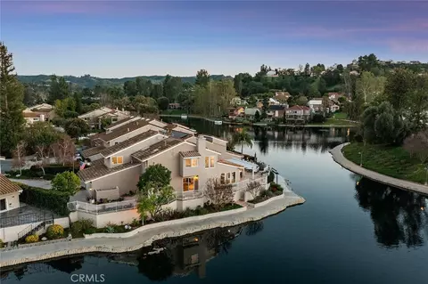 4707 Park Olivo #N, Calabasas, CA 91302