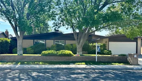 44133 28th St W, Lancaster, CA 93536