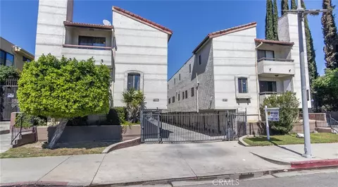 13203 Vanowen St #8, North Hollywood, CA 91605