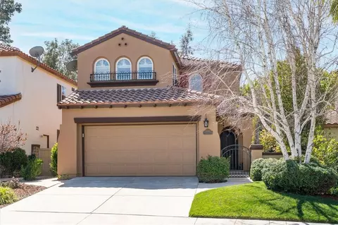 28347 Lobelia Ln, Valencia, CA 91354