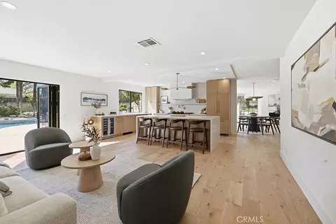 10345 Oso Ave, Chatsworth, CA 91311