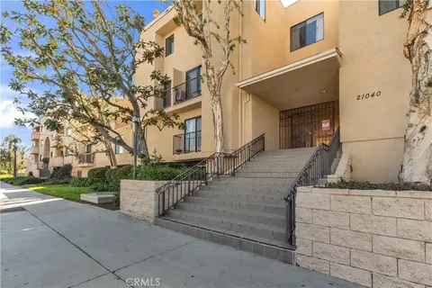 21040 Parthenia #25, Canoga Park, CA 91304