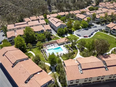 28031 Sarabande Ln #128, Canyon Country, CA 91387
