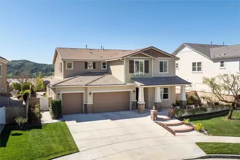 Exterior - 22384 Riverstream Ct, Saugus, CA 91350 photo 16 of 20