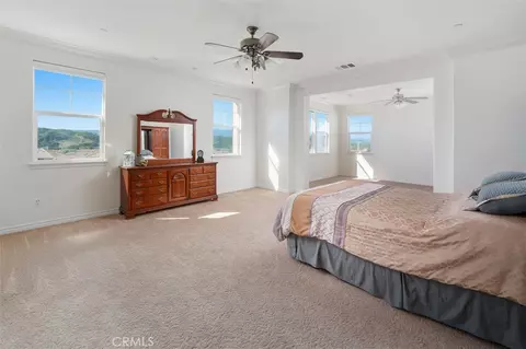 Bedroom - 22384 Riverstream Ct, Saugus, CA 91350 photo 3 of 9