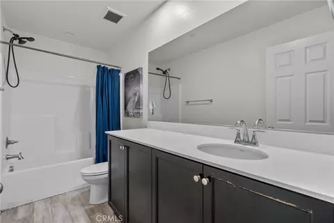 Bath - 6949 Beale, Palmdale, CA 93552 photo 1 of 1