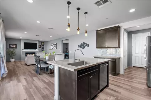 6949 Beale, Palmdale, CA 93552 photo 10