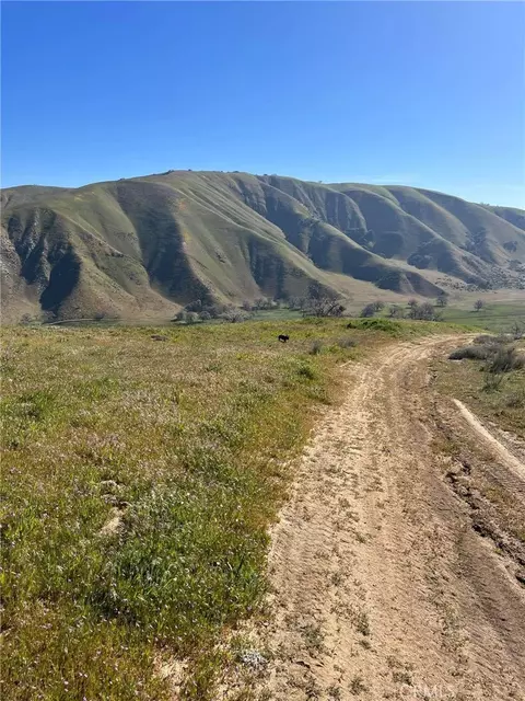 0 Lebec Rd, Lebec, CA 93243 photo 2