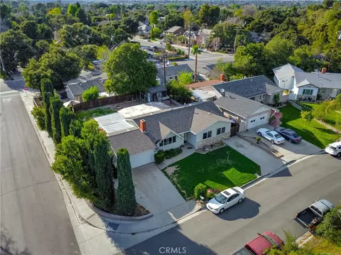 24341 Shadeland Dr, Newhall, CA 91321