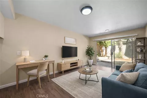 1517 E Garfield #40, Glendale, CA 91205