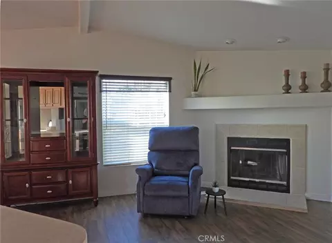 4 Oxford Way, Northridge, CA 91324