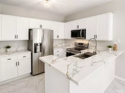 2456 Pleasant Way #A, Thousand Oaks, CA 91362