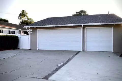 4813 Topanga Cyn, Woodland Hills, CA 91364