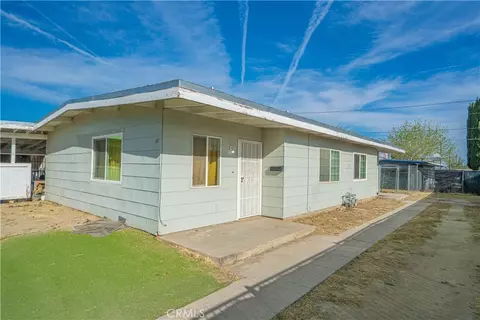 835 E Avenue Q, Palmdale, CA 93550