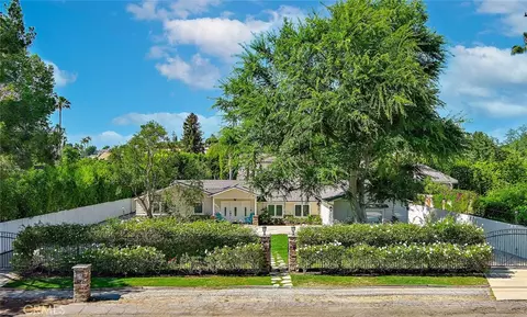 23433 Hatteras, Woodland Hills, CA 91367