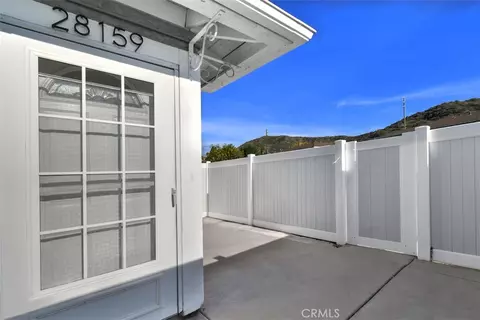 Exterior - 28159 Robin Ave, Saugus, CA 91350 photo 3 of 9