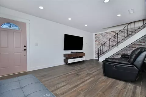 Other - 28159 Robin Ave, Saugus, CA 91350 photo 1 of 6