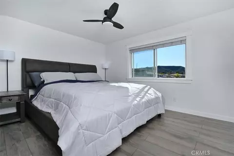 Bedroom - 28159 Robin Ave, Saugus, CA 91350 photo 1 of 6